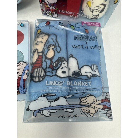 PEANUTS x Wet n Wild Bundle LOT 4 Makeup Bag Snoopy Sponge Linus Blanket Shadow - Picture 6 of 11
